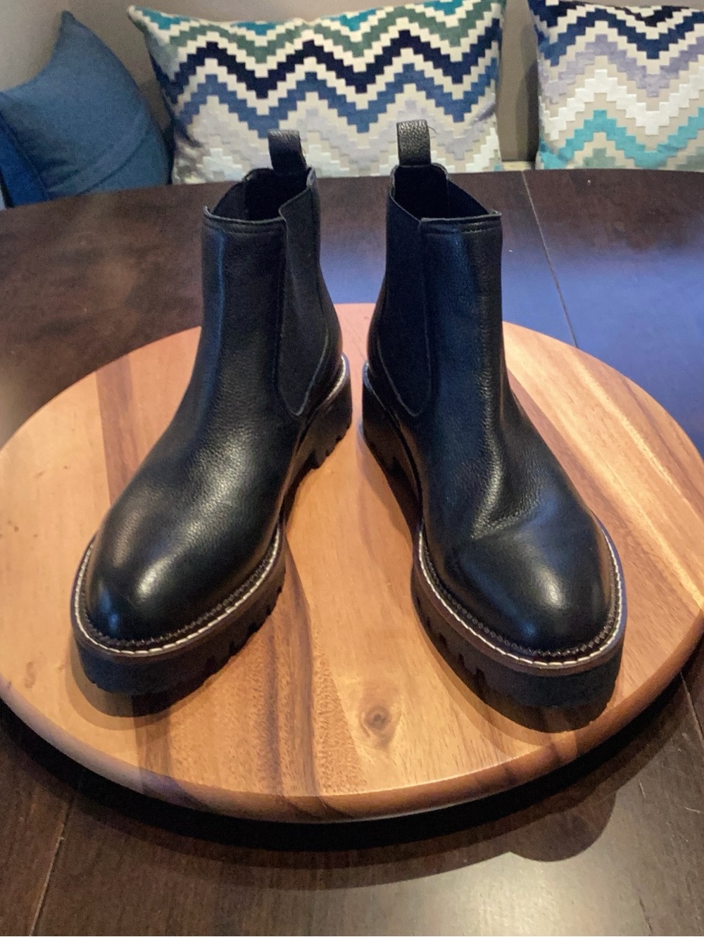 Caslon Miller Leather lug sole Chelsea ankle boot water resistant NWOT Nordstrom